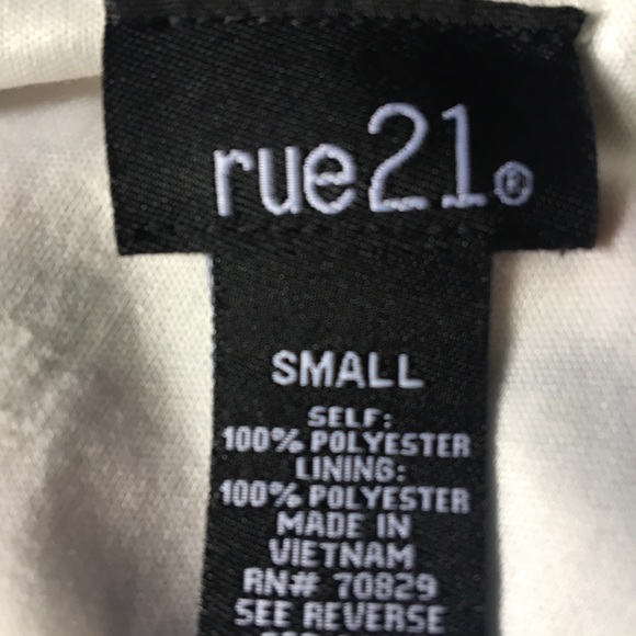 Dress Rue 21. - Picture 6 of 7